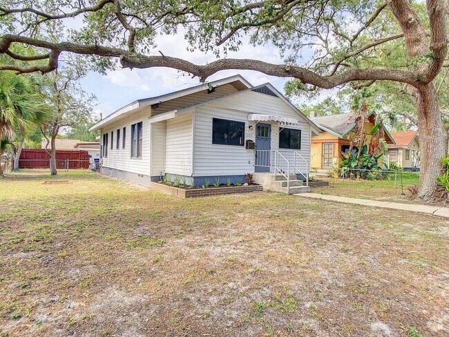 Building Photo - Available Now! Great Magnolia Heights Bung... Rental