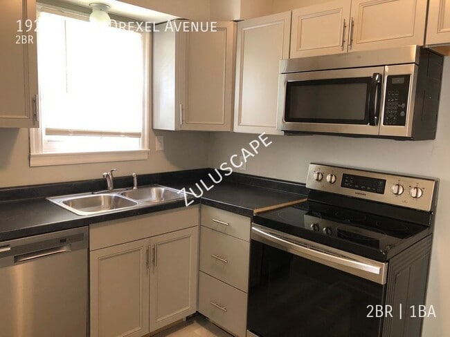 Photo - 1924 N Drexel Ave