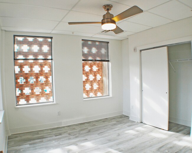 Photo - Hardwicke House