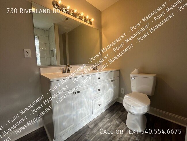 Photo - 730 Riverland Rd SE