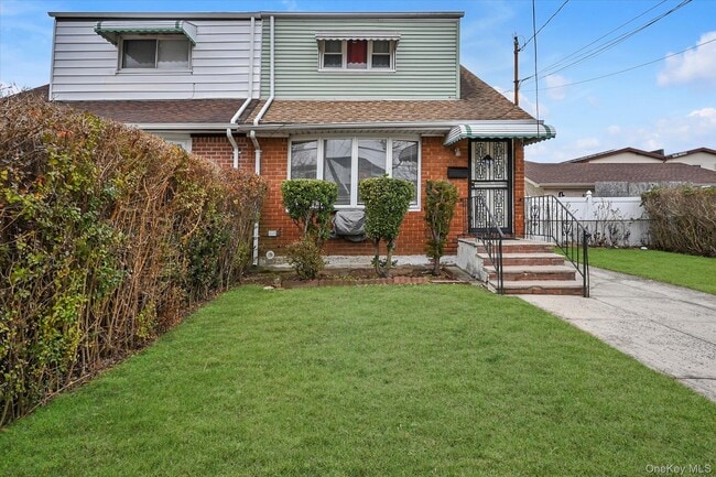 Building Photo - 130-20 142nd St