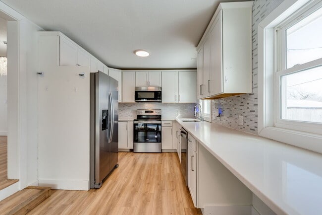 Photo - 1014 S Rosalie Ave