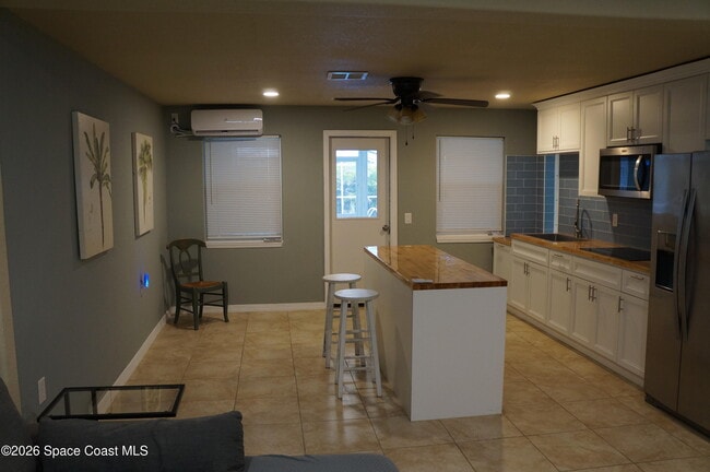 Photo - 483 Church St