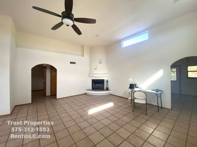 Photo - Spacious 4/3 off Elks Club