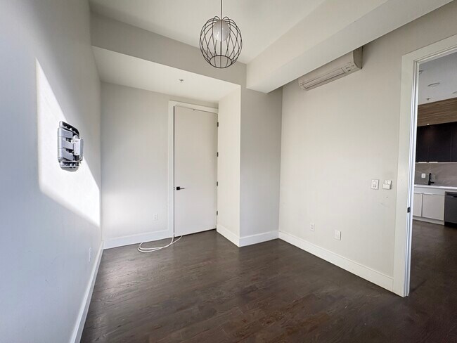 63 Irving St 305 - 64 Irving St Unit 305
