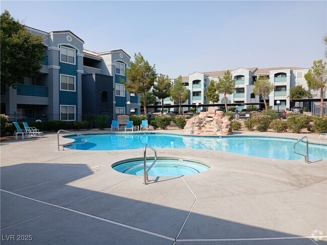 Building Photo - 6955 N Durango Dr Unit 2107 Rental