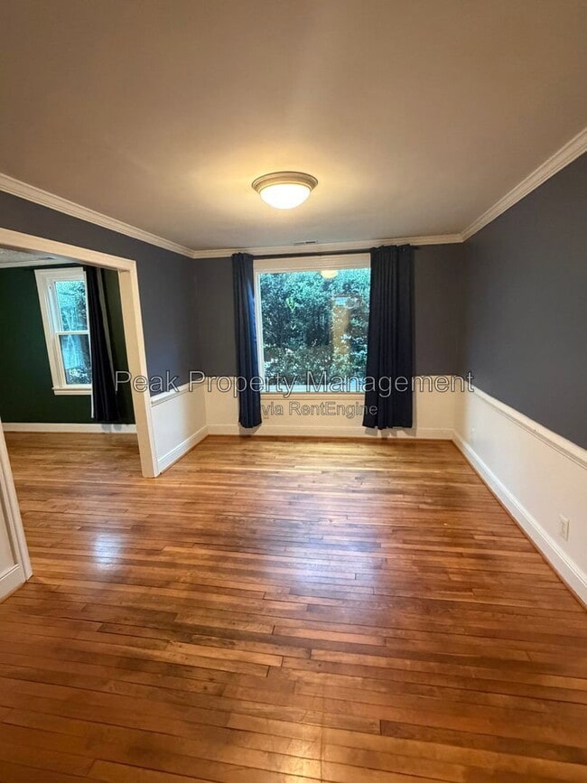 500 Azalea Ave