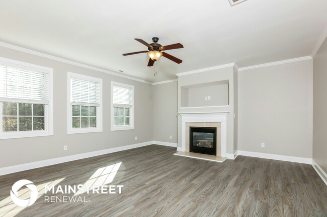 Photo - 401 Cottesbrook Dr