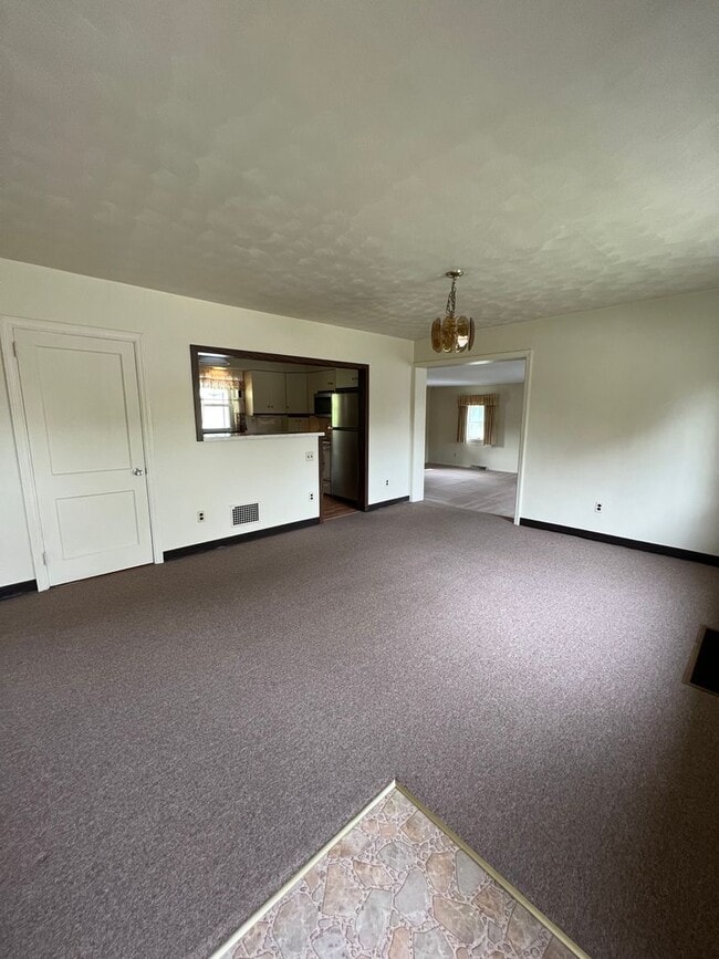 Photo - Lovely 2 BR 1 BA rancher near Penn Manor H...