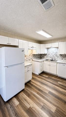 Photo - 3422 State St
