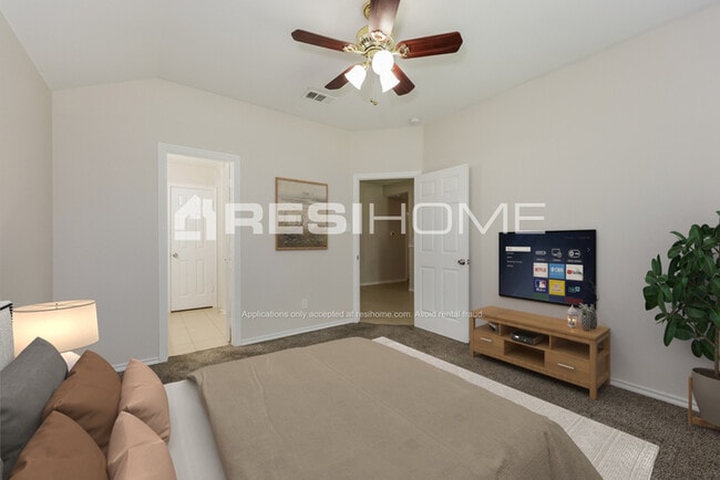Photo - 2626 Camel Ct