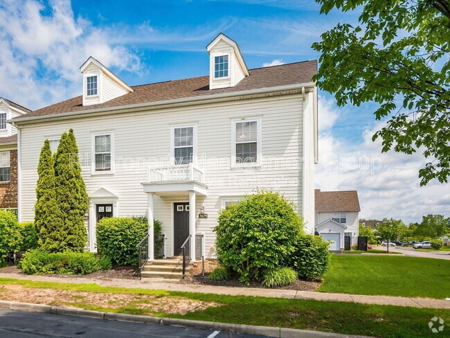 Building Photo - 3679 Bracknell Forest Dr Rental