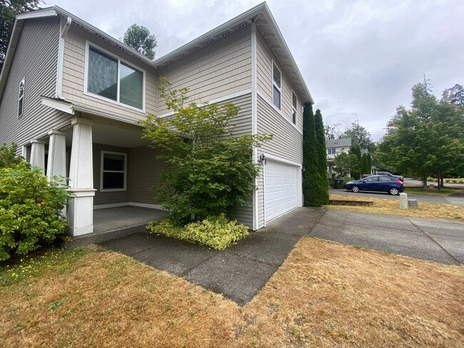 Building Photo - Practical 3 bedroom, 2190 Sqft Kent Home