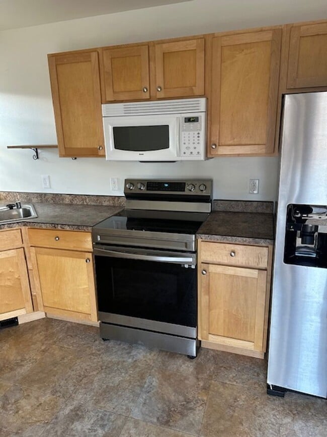 Photo - 3 bedroom Upscale home Mid town