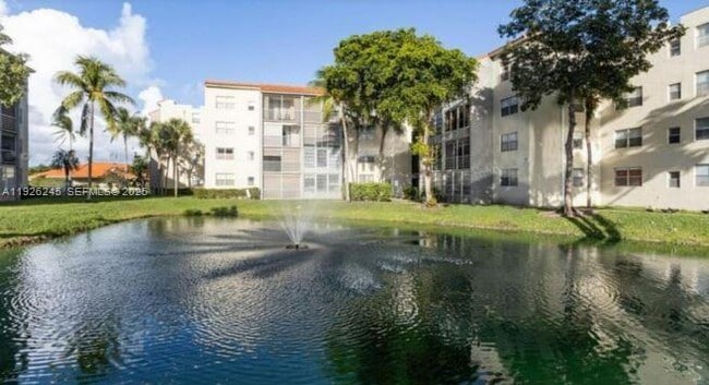 Building Photo - 1820 SW 81st Ave Unit 3406
