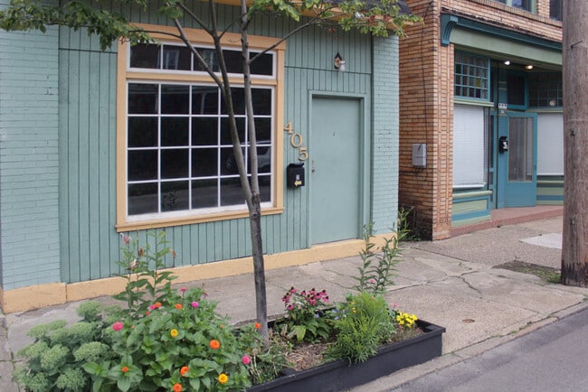 Photo - 405 S Trenton Ave Unit 2