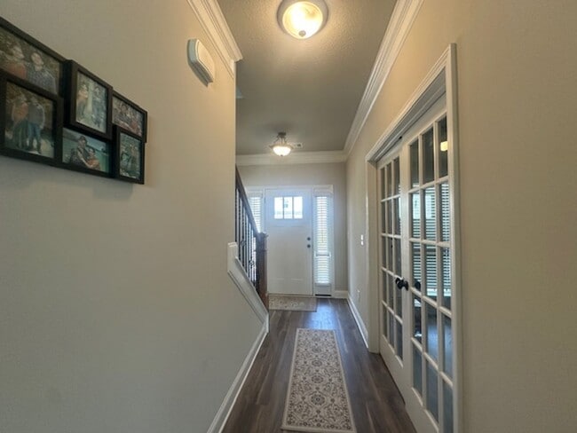 Photo - Spacious 4 bed, 2.5 bath Home with Neighborhood Amenities!