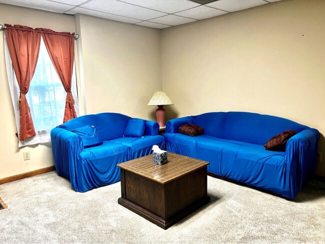 Photo - 1030 Collins Hill Rd