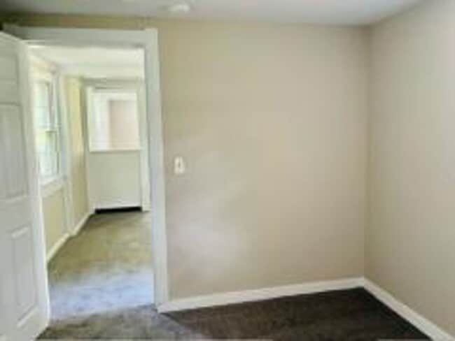 Photo - 1441 Bose Ave