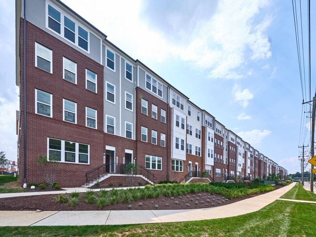 Photo - 16076 Frederick Rd