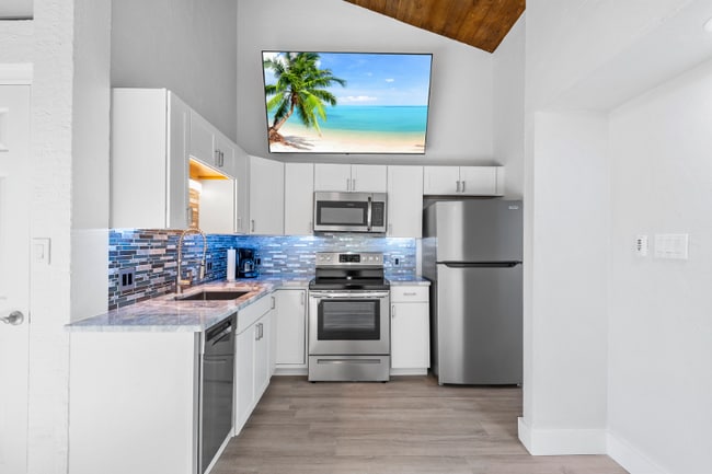 Photo - 2077 Corner Lake Dr