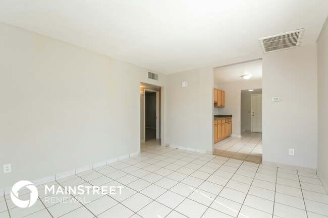 Photo - 4325 S 15th Ave