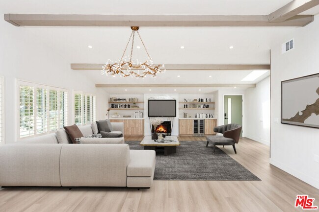 Photo - 1190 Bienveneda Ave