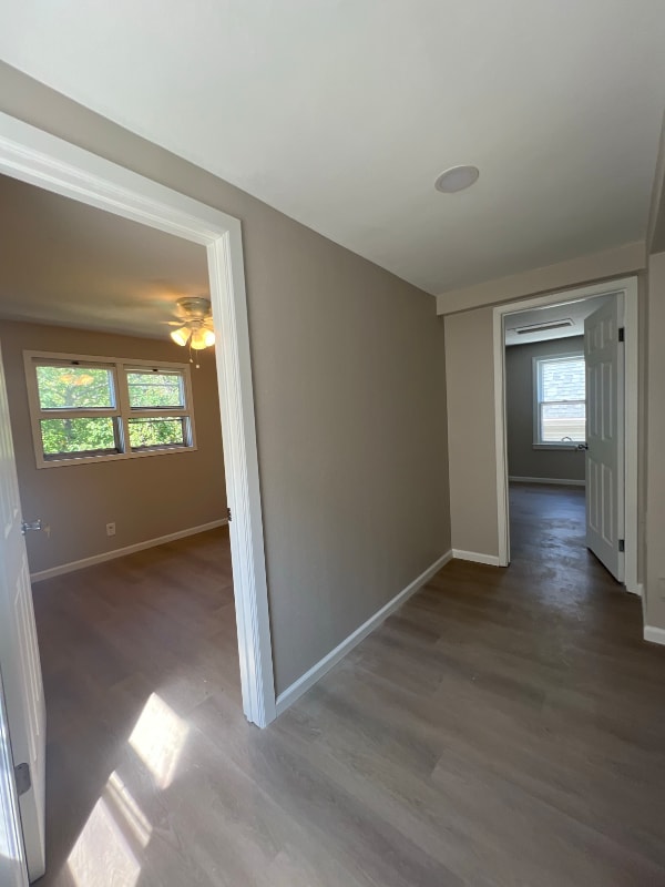 3653 E Hammond Ave