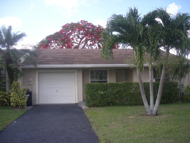 Building Photo - 11701 SW 108th Ln Rental
