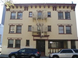 Photo - 916 Georgia St