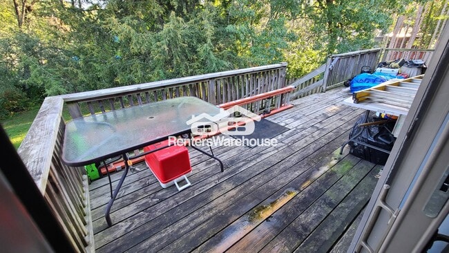 Photo - 708 8th St N