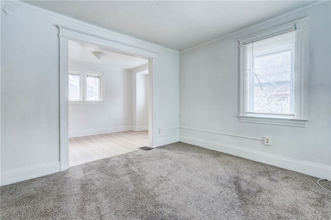 Photo - 127 Rosewood Terrace