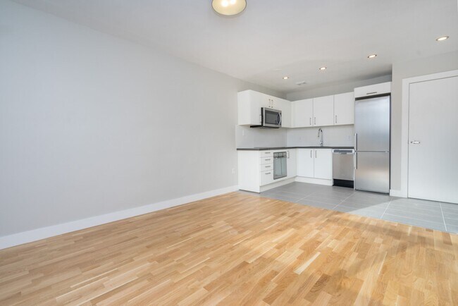 Photo - 25 Eccleston Dr Unit 403