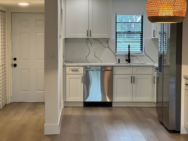 Photo - 9235 SW 8th St Unidad 106