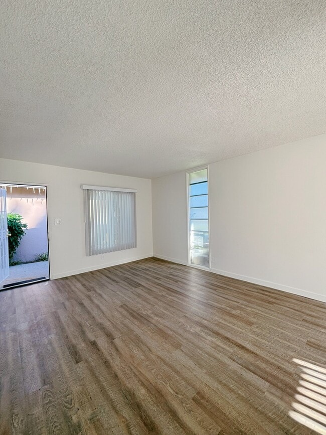 Photo - 167 W Guinida Ln