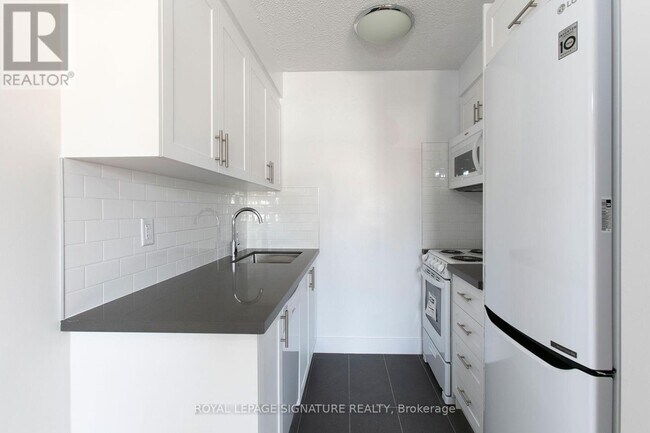 Photo - 990 Avenue Rd Unité 206