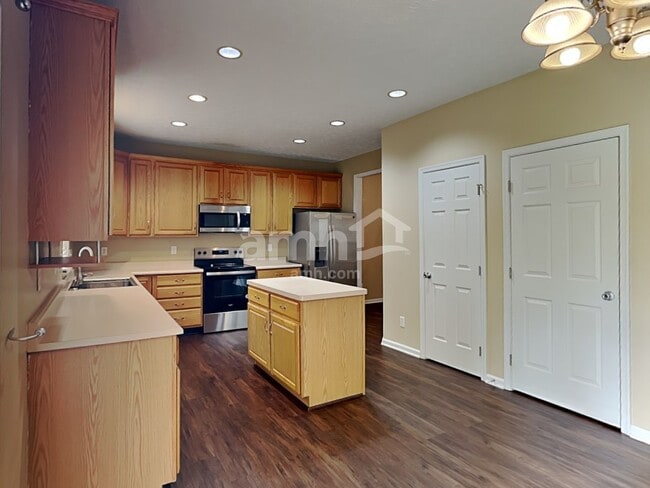 Photo - 453 Dakota Run