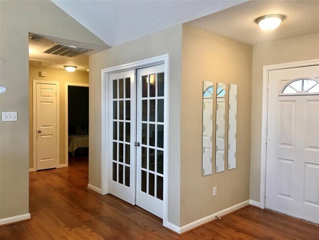 Photo - 7210 Greenwood Point Dr