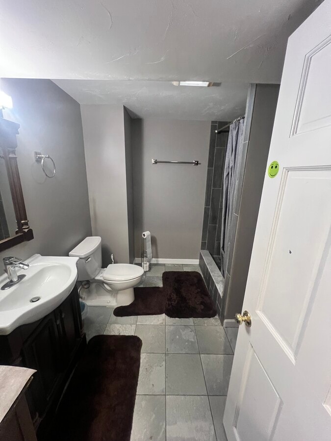 Photo - 63 Purinton St