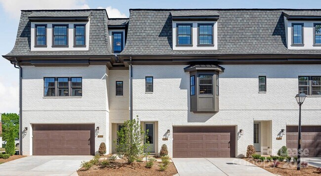 Photo - 5505 Closeburn Rd