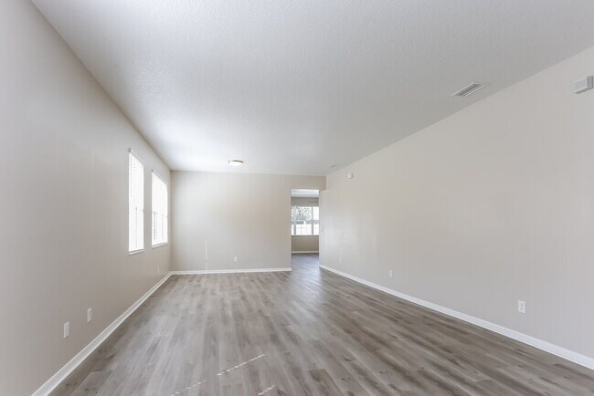 Photo - 1703 Chalksand Way