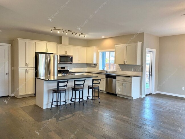 Photo - Bright Southeast Bend Home Near Canal Trai...