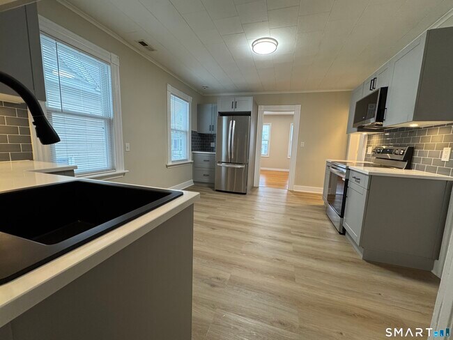 Photo - 22 Dwight St Unit 2nd Fl