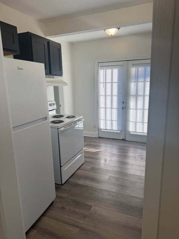 Photo - 3528 Rollins Ave