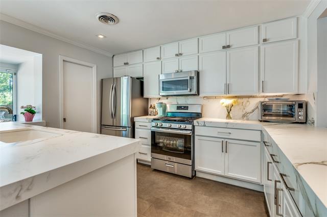 Photo - 3582 Dryden Rd