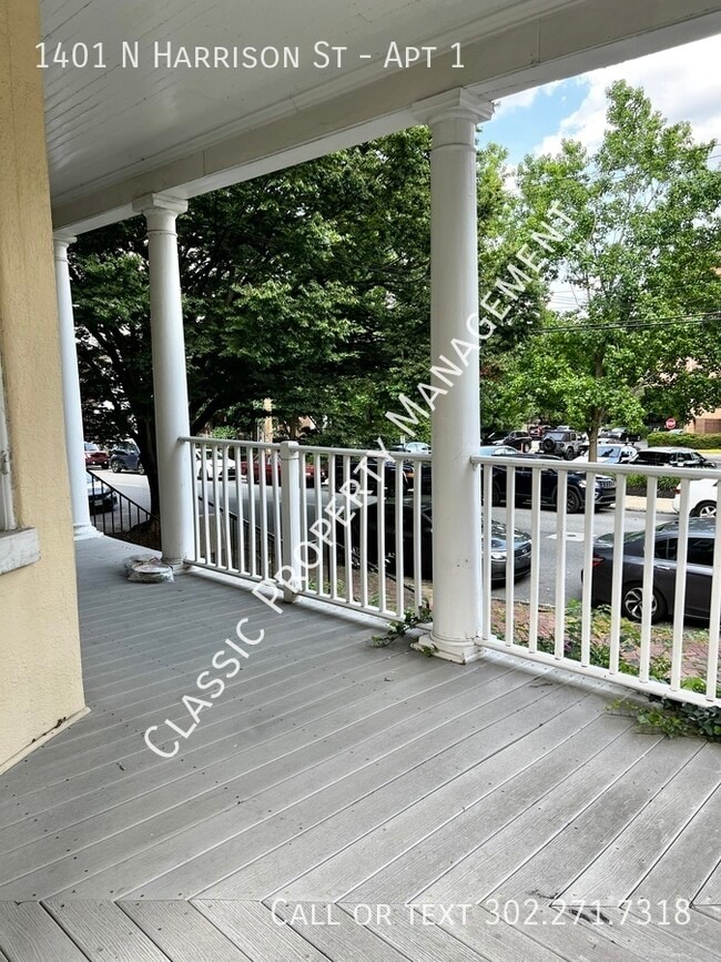 Photo - 1401 N Harrison St Unit Apt 1