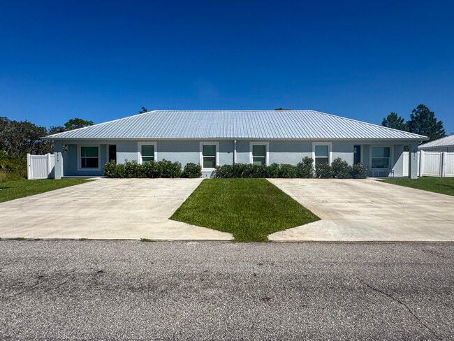 Photo - 6819 San Bruno Dr