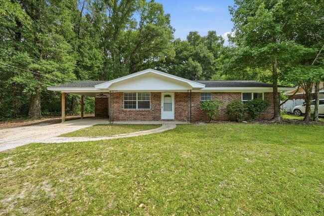Photo - A small-town charm ready for move in!