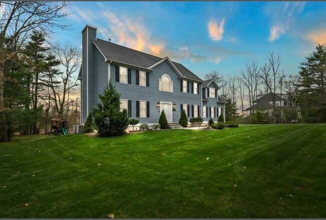 15 Pine Meadow Rd