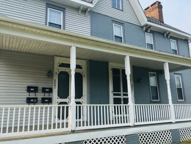 Photo - 502 NW Front St Unit A (3BR)